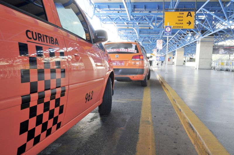 Juristas afirmam que a permissão de táxi perpétua fere o princípio da isonomia e da moralidade | Daniel Caron/Gazeta do Povo