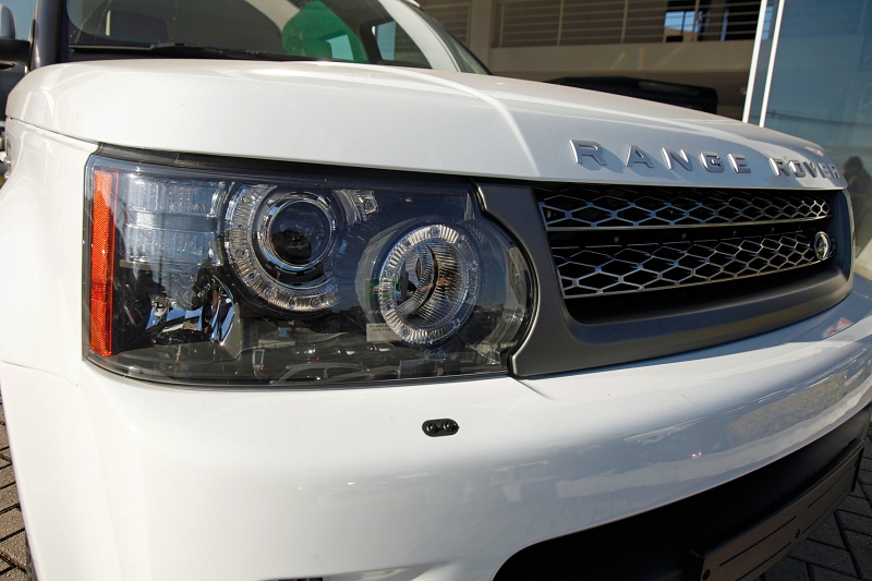 Marcas como a Land Rover teriam desistido ou adiado seus planos de vir para o país | Antônio More/ Gazeta do Povo