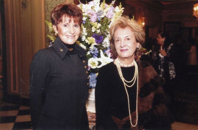 Vânia R. L. Schrappe e Maria Alzira Martinez |