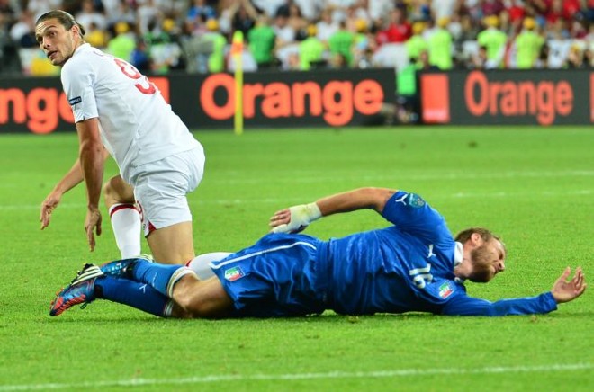 De Rossi sente após a dividida com Carroll | 