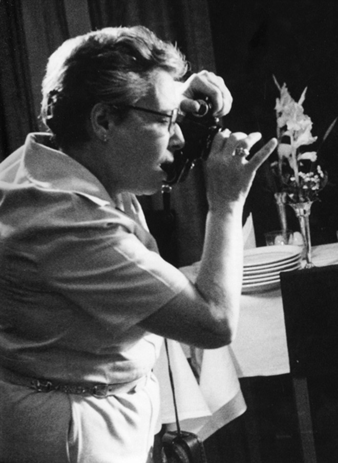 Discreta, Madalena não gostava de ser entrevistada ou fotografada. Esse é um dos raros registros dela em ação |