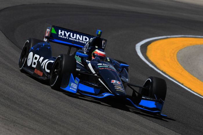 Rubens Barrichello obteve em Milwaukee a sua melhor posição em um grid desde que estreou na Fórmula Indy | Chris Trotman/AFP