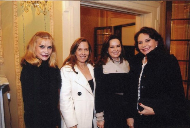 Lílian Vargas, Jeanine Requião Tacla, Berenice Vieira Tacla e Tânia Ribas |