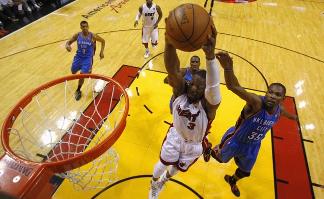 Dwyane Wade conseguiu 25 pontos, sete assistências e sete rebotes | 