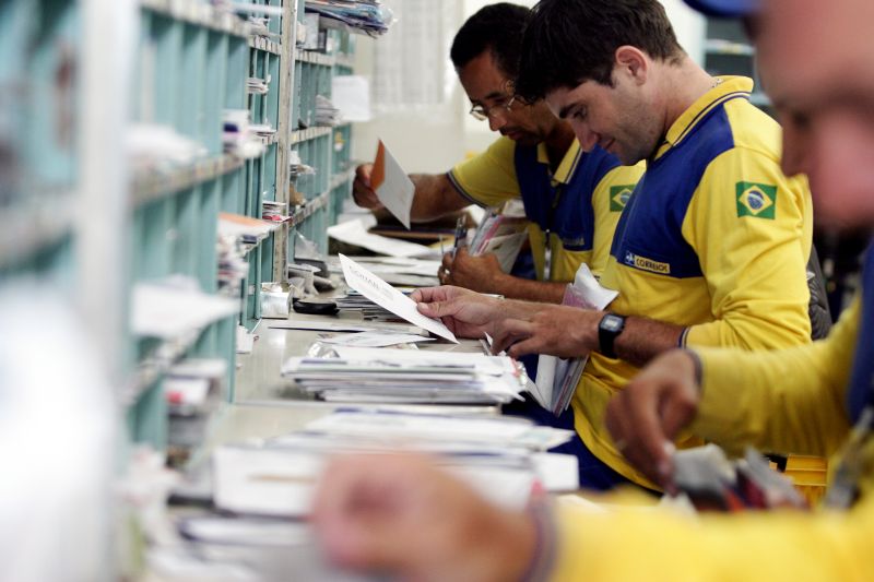 Reajuste: envio de correspondências fica mais caro a partir da semana que vem | Roberto Custódio/Gazeta do Povo