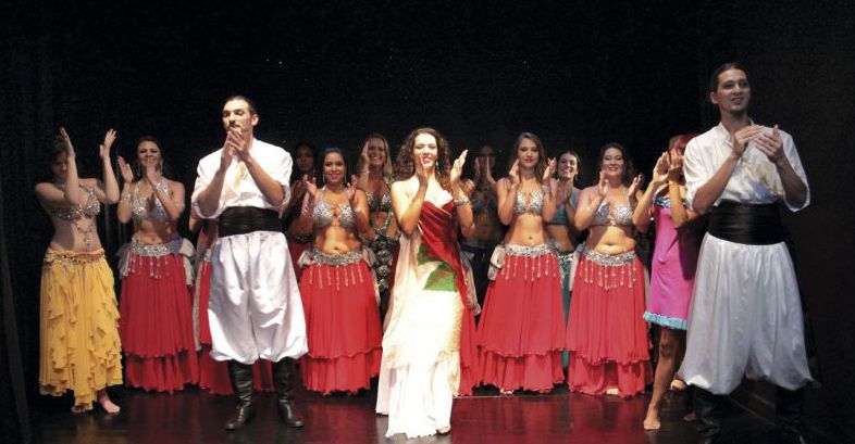 O grupo de Linda Hathor: uso de elementos de outras culturas é positivo, mas com cautela | Dimas Filho/Divulgação