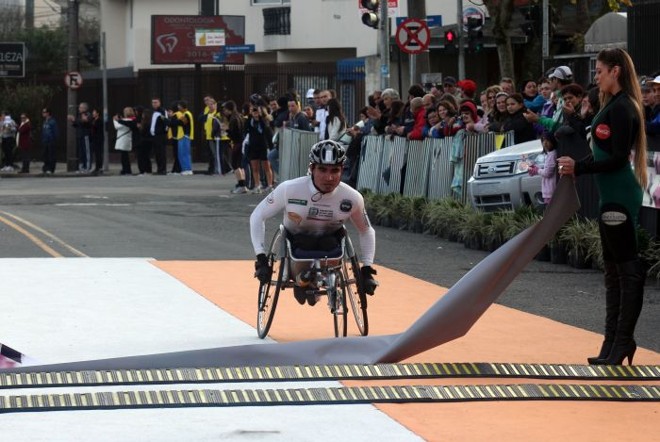 Meia-Maratona teve, entre as categorias, prova de cadeirantes |