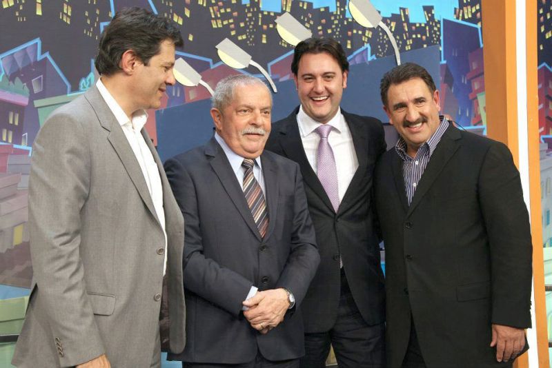 Ratinho Jr. conversou com Lula nos bastidores do programa de seu pai, no SBT | Divulgação: Lourival Ribeiro/SBT