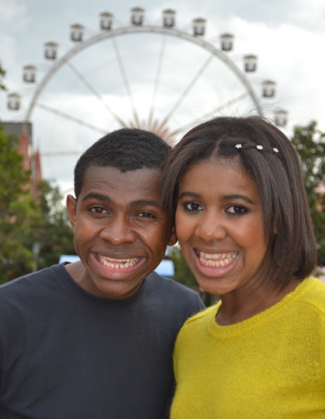 Irmãos gravaram cenas de videoclipes no parque Hopi Hari |