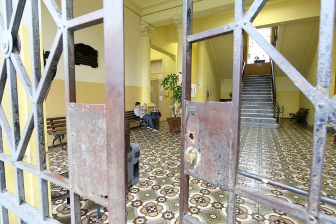 Hall de entrada do D. Pedro II, escola criada em 1928 | 