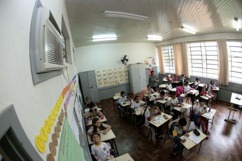 Enquanto as condições da única creche de Ourizona são precárias, a Escola Rocha Pombo tem até ar-condicionado: cidade não investiu os 25% determinados pela Constituição Federal | Ivan Amorin/ Gazeta do Povo