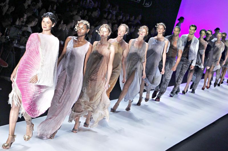 Desfile da SPFW 2011: neste ano, bíquinis vão sair de cena | Nelson Almeida/ AFP