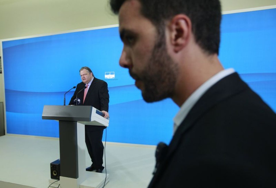 Evangelos Venizelos anuncia formação do governo de coalizão na Grécia | REUTERS/John Kolesidis