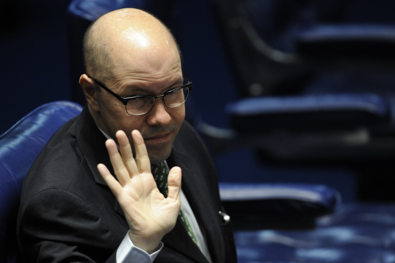 Demóstenes Torres acompanha votação do processo que cassou seu mandato no Senado | Fabio Rodrigues Pozzebom/ABr