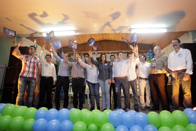 Apesar de ter sido apresentada como candidata do DEM a prefeita, a zootecnista Maria Iraclézia de Araújo estava sendo fortemente cotado para vice na chapa com o PT | 