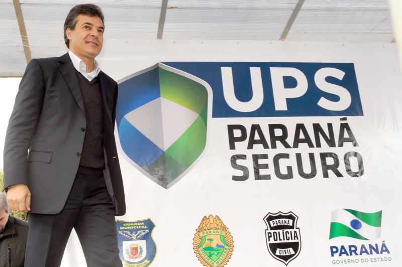 Beto Richa na instalação da UPS da Vila Sabará, na semana passada: uso de publicidade institucional beneficiaria Ducci | SECS