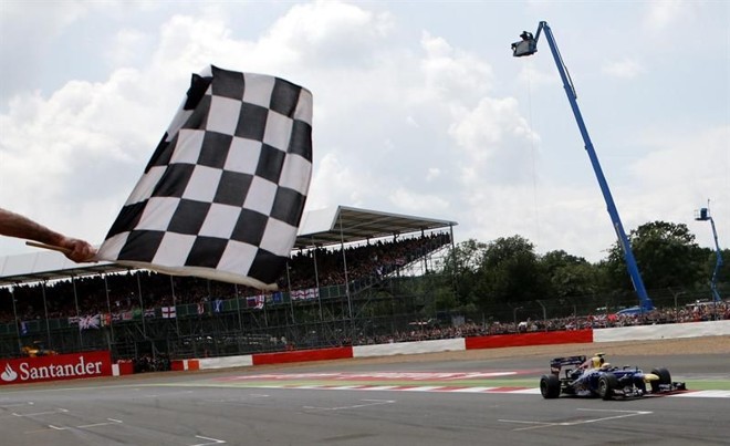 Mark Webber, da Red Bull, conquistou a segunda vitória no campeonato e é o vice-líder | 