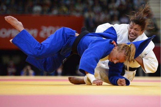 Na semifinal contra a belga Charline Van Snick, vitória por um yuko | 