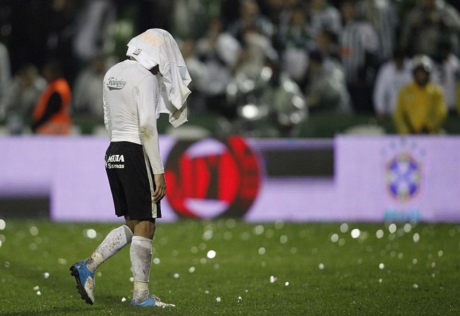 Rafinha lamenta a perda do título da Copa do Brasil pelo segundo ano consecutivo | 