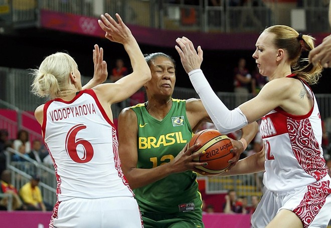O basquete feminino brasileiro perdeu a segunda seguida ao ser batido pela Rússia: 69 a 59 |