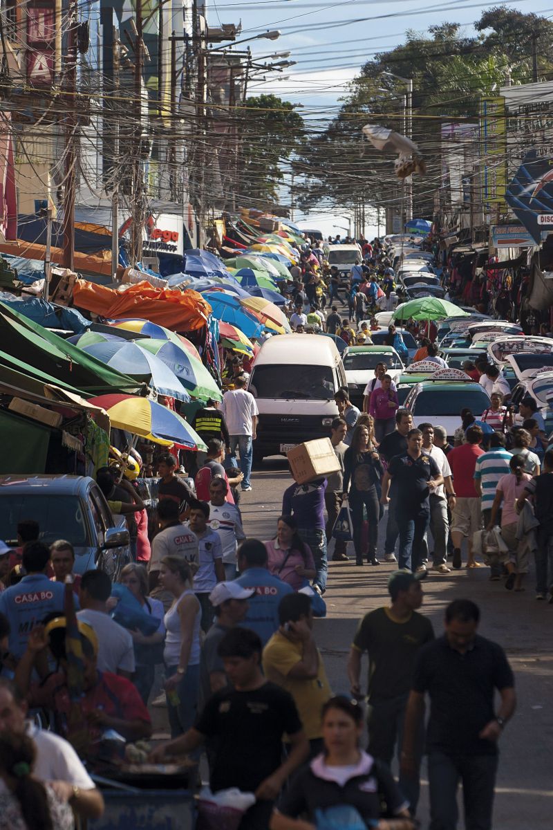 Ciudad del Este, o maior centro de comércio popular da América Latina: compras isentas de tributação só até US$ 300 | Marcelo Andrade/Gazeta do Povo