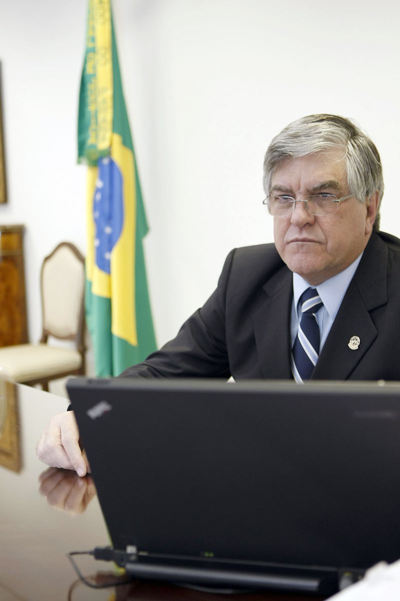 Decidimos que era mais interessante parar de pagar o aluguel e alocar o Tribunal em uma sede própria. É um dia de festa para a Justiça do Paraná.Miguel Kfouri Neto, presidente do Tribunal de Justiça do Paraná | Hedeson Alves/Arquivo/ Gazeta do Povo