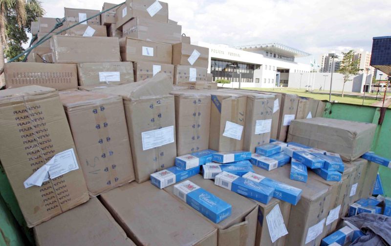 Carregamento de cigarros oriundos do Paraguai apreendido no Paraná: UEPG estuda a melhor destinação para este tipo de resíduo | Christian Rizzi/Gazeta do Povo