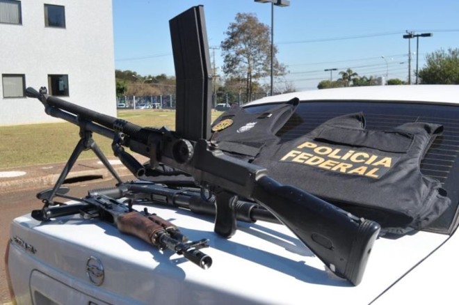 A quadrilha, que possuía um arsenal pesado, agia na região da fronteira |