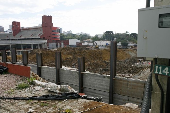 Obras na Arena da Baixada para a Copa do Mundo de 2014 | 