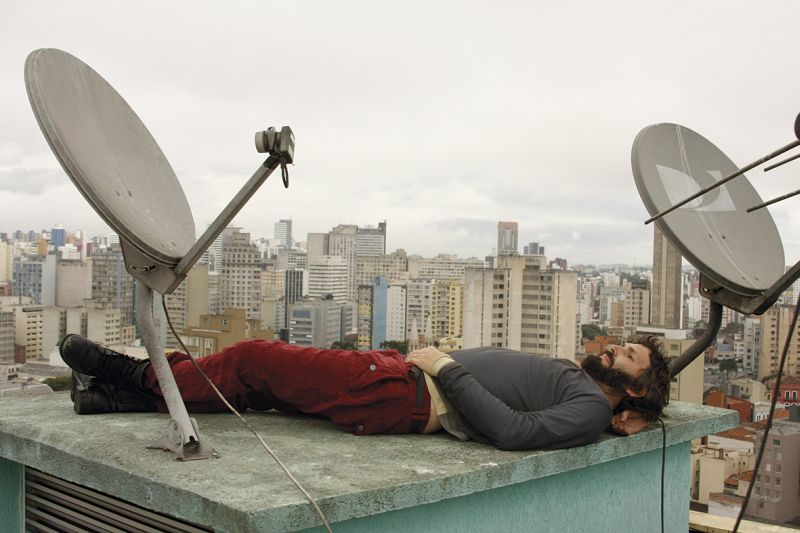 Eduardo Giacomini interpreta José, um homem errante em busca de identidade | Elenize Dezgeniski/Divulgação