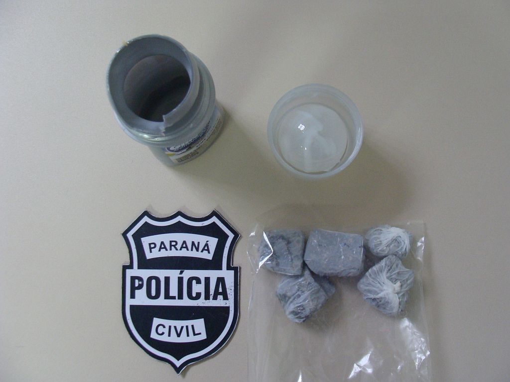 Droga estava escondida dentro de uma embalagem de desodorante | Divulgação / Polícia Civil