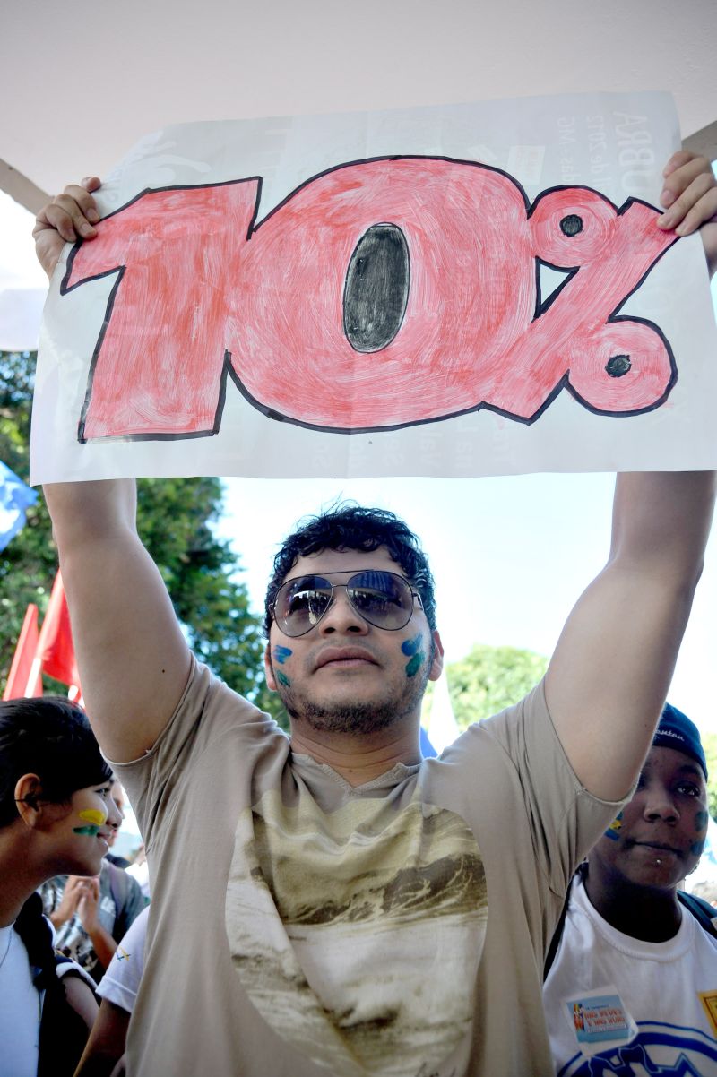 Estudantes em Brasília pedem mais verba para educação | Pedro Ladeira/Folhapress