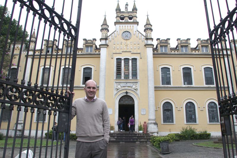Álvaro Quintas, diretor-geral de saúde da mantenedora da Santa Casa de Curitiba: dívida de mais de R$ 20 milhões | Walter Alves/ Gazeta do Povo