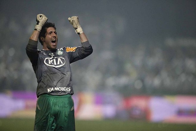 Goleiro Bruno comemora o título palmeirense da Copa do Brasil | 