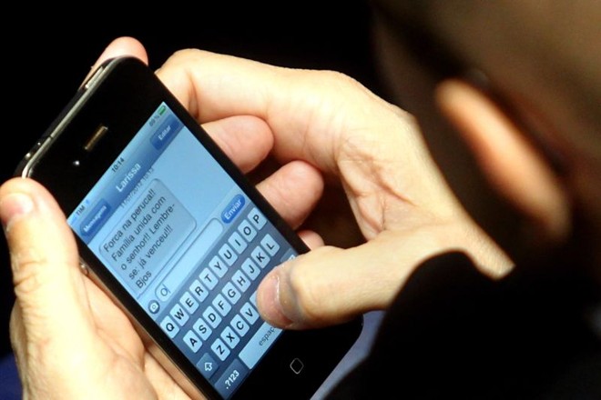 Mensagem da afilhada para Demóstenes(leia abaixo) | 