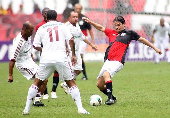 Ator Marcelo Serrado participou do jogo comemorativo dos 100 anos do Fla-Flu |
