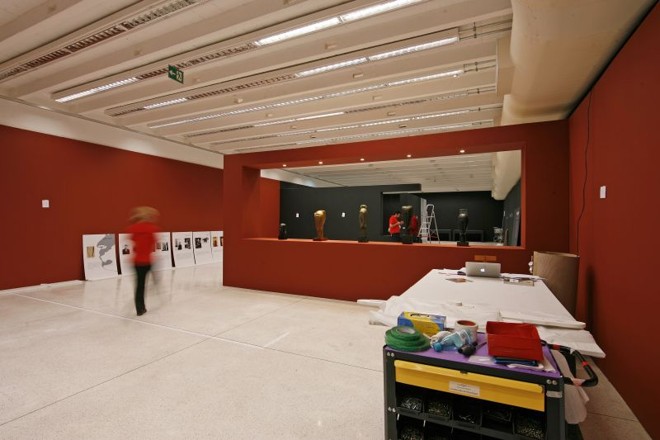 Exposição reúne quadros e pinturas de Modigliani |