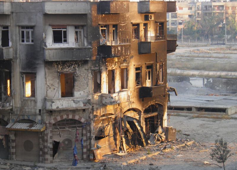 Foto divulgada pela oposição mostra destruição na cidade de Aleppo, na Síria | AFP PHOTO/SHAAM NEWS NETWORK