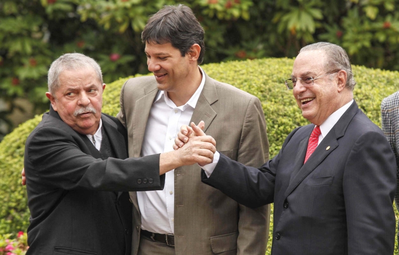 Imagem do abraço entre Lula, Haddad e Maluf chocou mais que a aliança do PT com o PP | Adriana Spaca/ Brazil Photo Press/ Folhapress