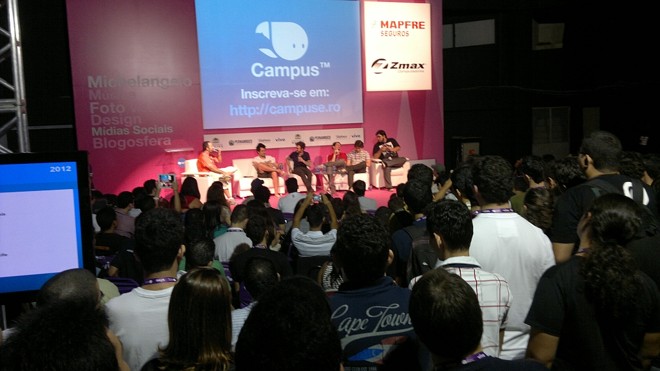 Os participantes da mesa falaram sobre histórias pessoais, projetos e os bastidores da fama |