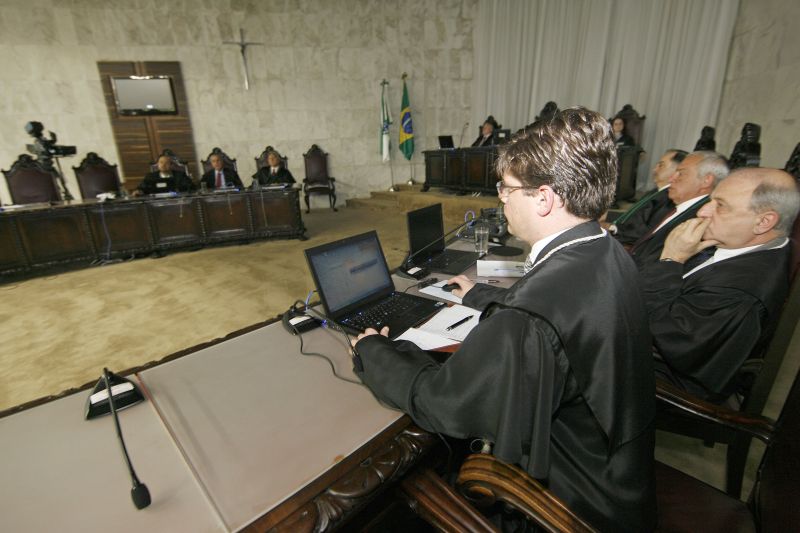 Sessão em que o TC aprovou as contas de 2011 do governo: 4 ressalvas e 51 determinações | Antônio More/ Gazeta do Povo