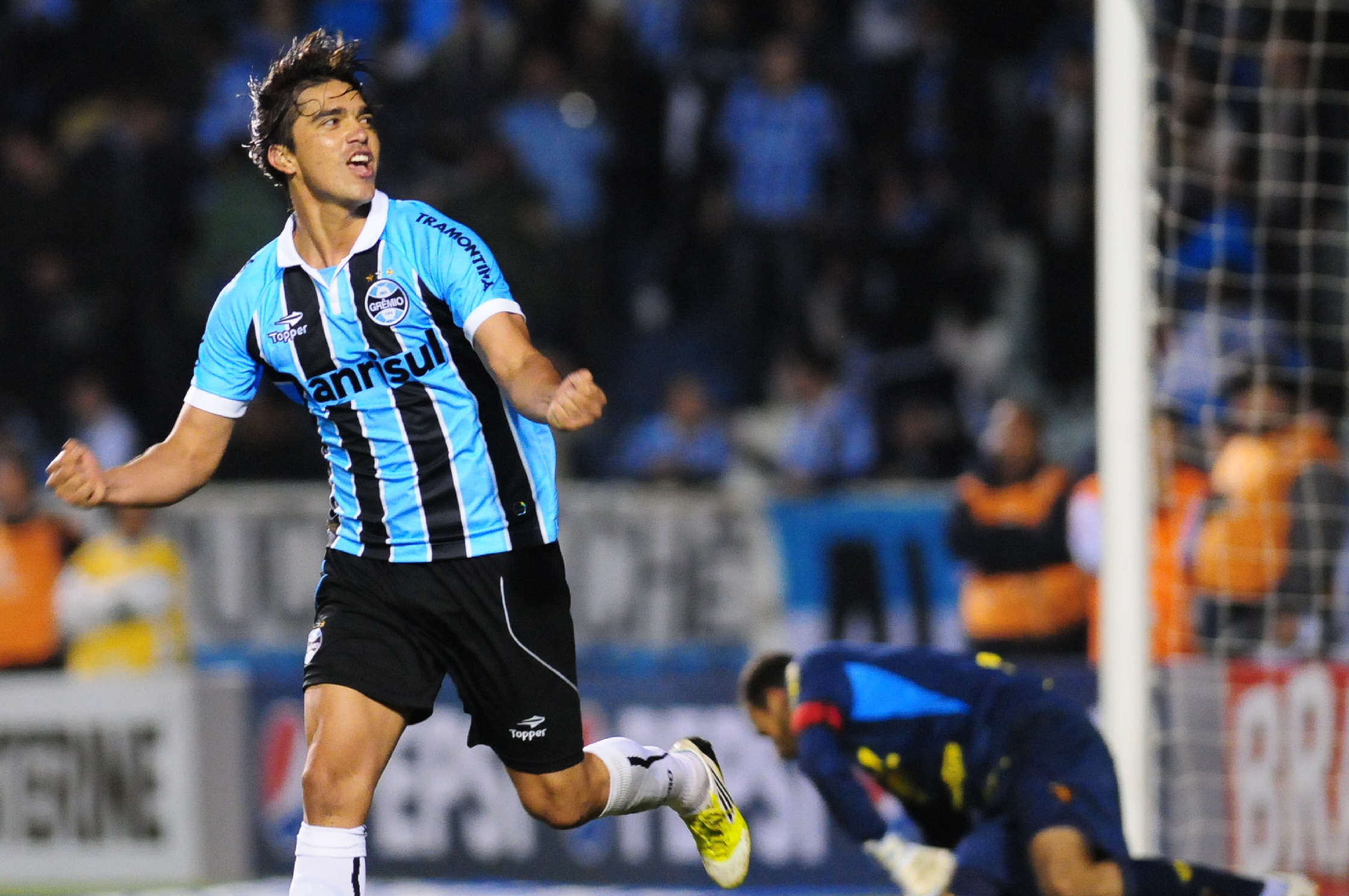 Marcelo Moreno comemora gol de empate no jogo contra o Sport | Fabiano do Amaral/ Correio do Povo