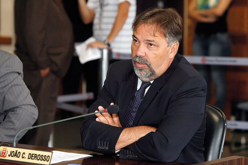 Caso Derosso não foi suficiente para mexer com o eleitor. | Antônio More/ Gazeta do Povo