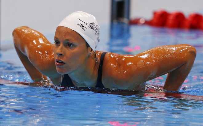 A nadadora italiana Federica Pellegrini deixa a piscina após eliminatória dos 200m livre |