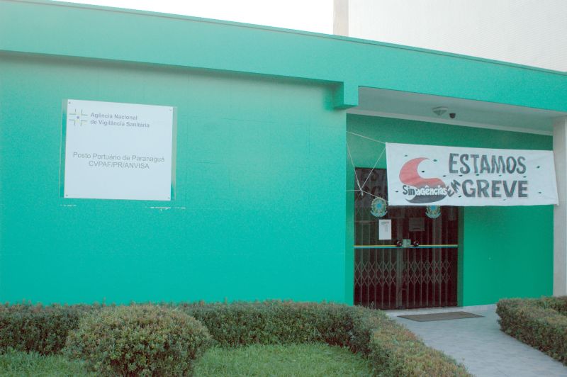 Sede da Anvisa em Paranaguá: portas fechadas | Oswaldo Eustáquio/ Gazeta do Povo