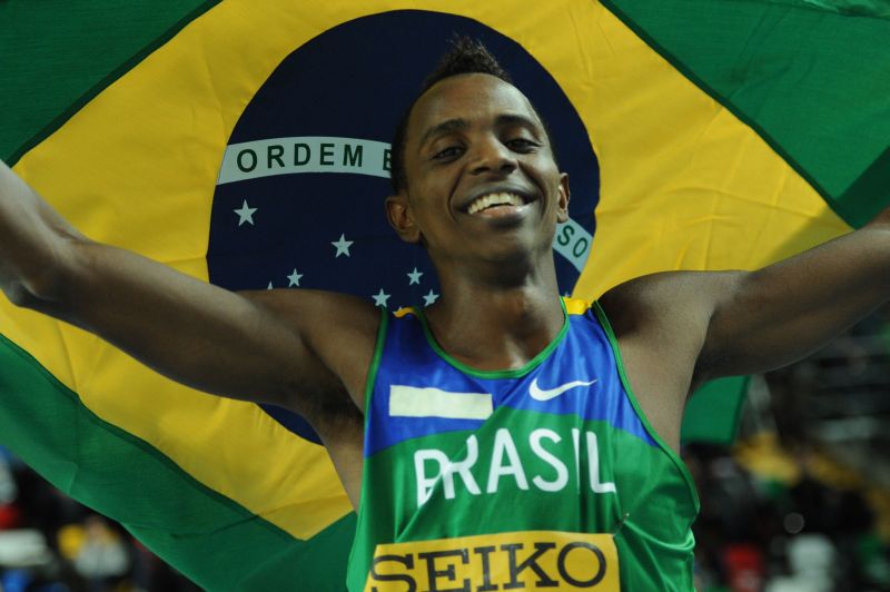 Mauro Vinícius é o atual campeão mundial indoor do salto em distância | Adrian Dennis/ AFP