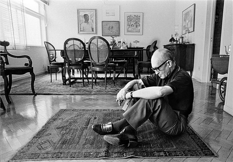 Drummond é um dos poucos poetas brasileiros presentes no imaginário popular | Arquivo/Agência O Globo