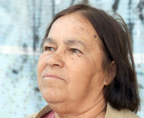 Ninguém está totalmente satisfeito com as operadoras. É só proibindo a venda que as empresas vão se mexer para melhorar a qualidade do serviço. Acho que agora os problemas devem diminuir -Lucia Gonçalves Oliveira, aposentada | Ivonaldo Alexandre/Gazeta do Povo