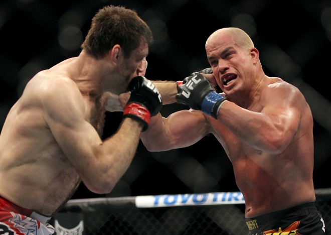 Forrest Griffin e Tito Ortiz fizeram a luta da noite |