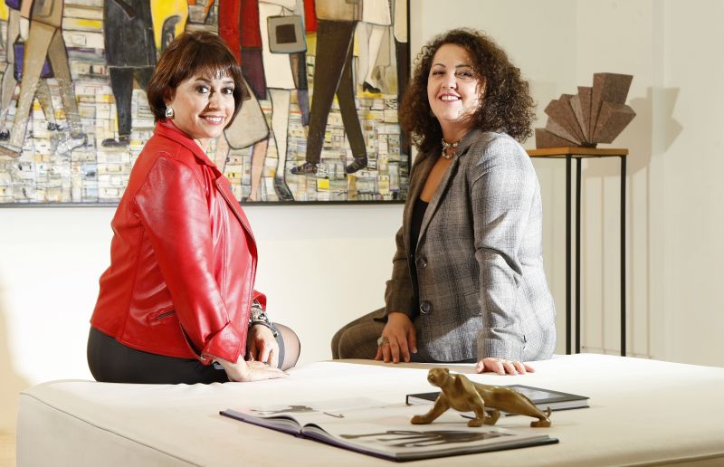 A galerista Zilda Fraletti (à esquerda) e a colecionadora e investidora Marlene Pereira | Hugo Harada/ Gazeta do Povo